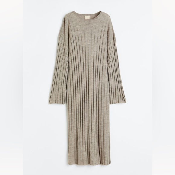 H&M Rib-knit 100% Merino Wool Dress - Picture 2 of 8